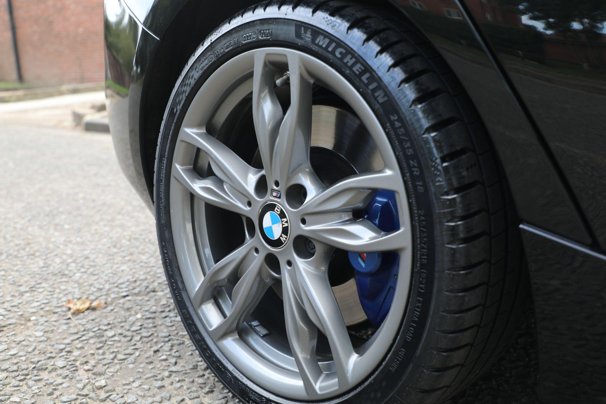 Large vehicle image